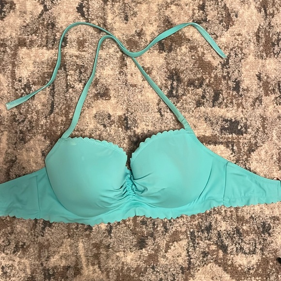 VS 32DD Scalloped Bikini Top - Picture 2 of 4